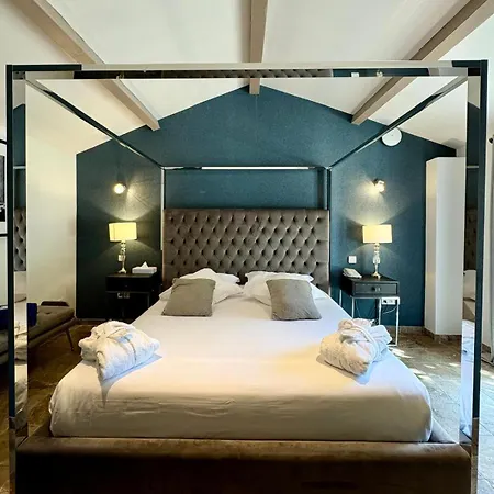 La Dune, & Hotell 4*
