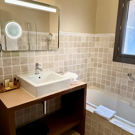 La Dune, & Отель