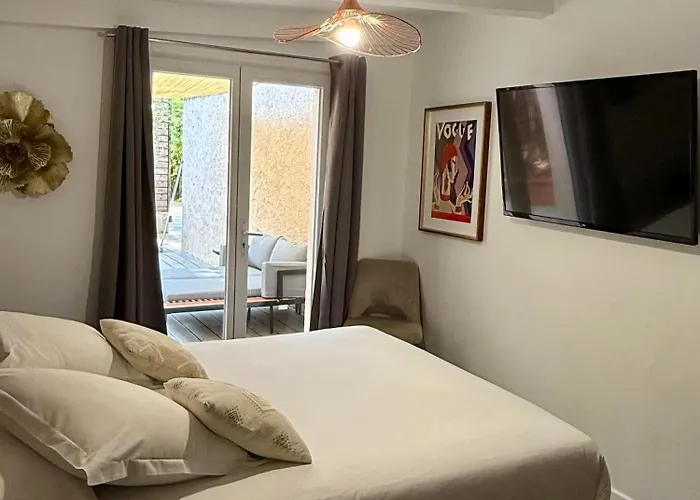 La Dune, & Hotell 4*