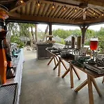La Dune, & Otel