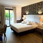 La Dune, & Otel