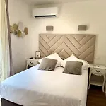 La Dune, & Hotel Gassin