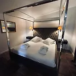 La Dune, & Hotel