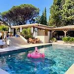 La Dune, & 4*