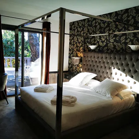 Hotel La Dune, & Nuxe Gassin