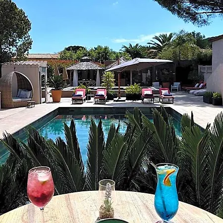 La Dune, & Hotel Gassin